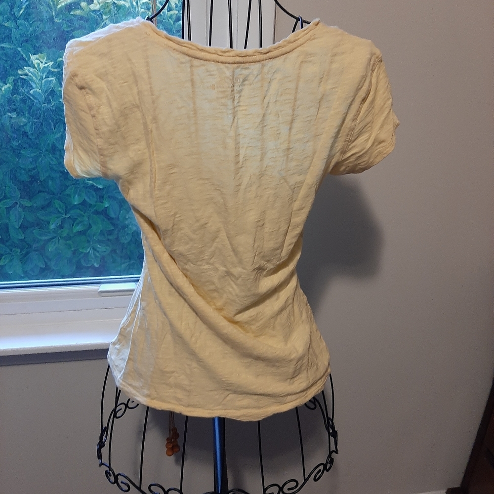 So basic top - Picture 2 of 5